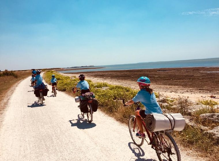 La famille Lucas à vélo vers Lourdes