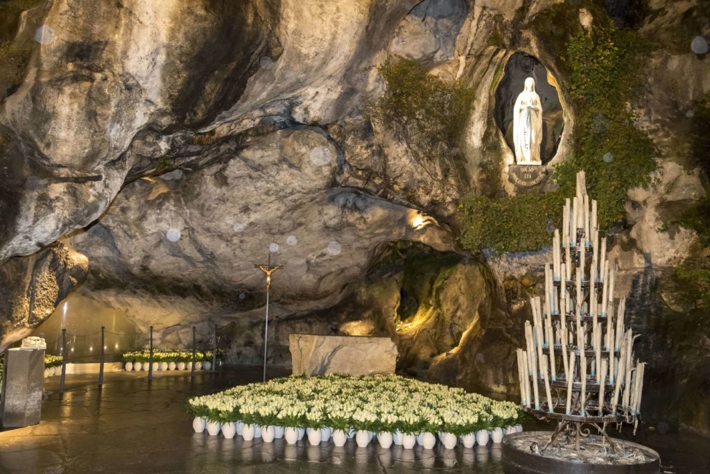 7 E 8 Dicembre Lourdes Celebra L Immacolata Concezione In Unione Con I Cristiani Di Tutto Il Mondo