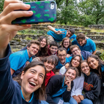 La gioia comunicativa dei giovani volontari di Lourdes!