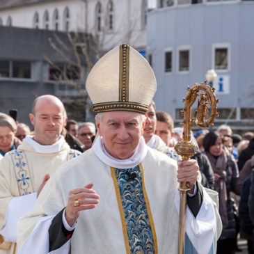 Le secrétaire d’Etat du Pape François à Lourdes le 15 août