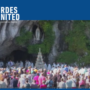 Revivre Lourdes United « in prayer »