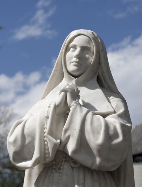 statue de sainte bernadette